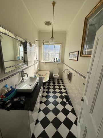 Cheltenham - Photo 5