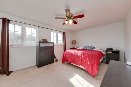 For Lease - 37 GOODWIN Drive, Barrie, Ontario - Photo 2