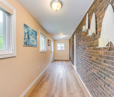 For Lease - 5188 Maple Street, Niagara Falls, Ontario - Photo 2