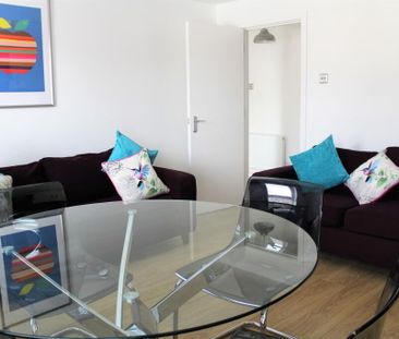 STUDENT LET 2026/27, 13 Stuart Gardens, Portstewart, BT55 7AT - Photo 2