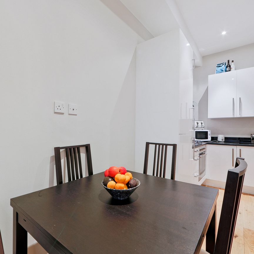 Church Path - Photo 1