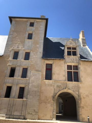 T2 POITIERS – Hôtel d’Etissac – 48.8 m² - Photo 2