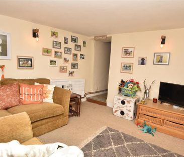 2 bedroom terraced house to rent - Photo 2