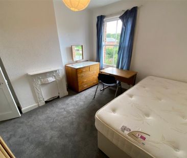 5 bedroom terraced house to rent - Photo 4