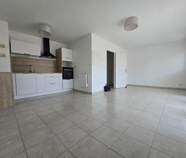Location Appartement 2 pièces 48m² - Photo 3