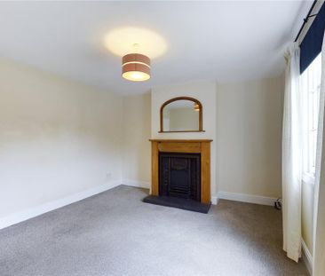 3 bedroom end of terrace house to rent - Photo 1