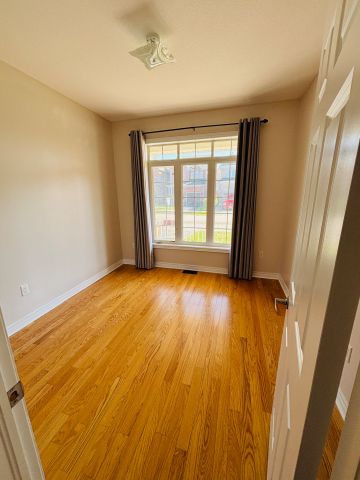 For Lease - 676 Baldwin Crescent, Woodstock, Ontario - Photo 3