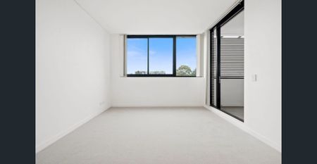 Modern North-facing apartment in Clemton Park Village - Photo 2