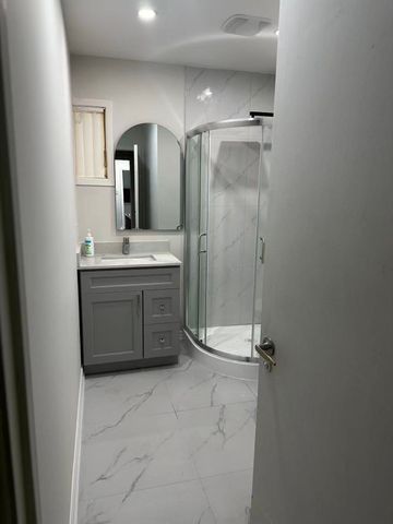 For Lease - 44 Hawksbury Drive, Toronto, Ontario - Photo 3