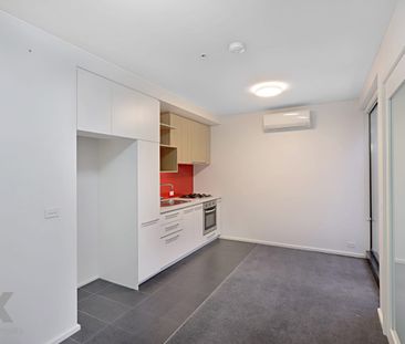 Modern Urban Living in Windsor - Photo 5