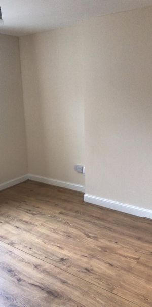 Studio Flat, Gillott Road, B16 - Photo 1