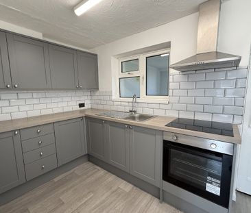 Shrub House Close - Photo 5