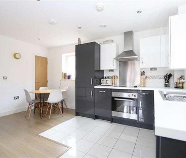 Buckingham Road, Epping, CM16 - Photo 6