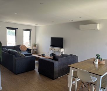 Neat low maintenance property! - Photo 6