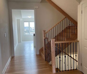 For Lease - 3315 Sixth Line, Oakville, Ontario - Photo 2