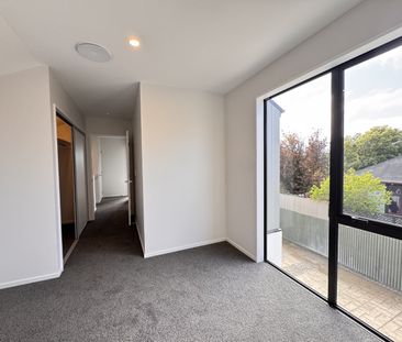 17C Harrow Street, Phillipstown - Photo 5