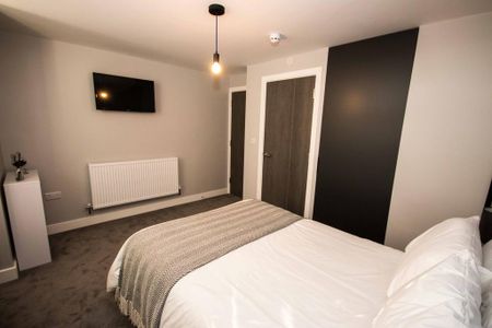 3 bedroom apartment to rent - Photo 2