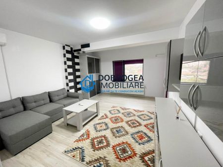 C5, ultramodern, mobilat-utilat complet - Fotografie 3