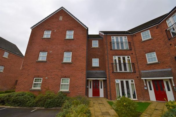 2 bedroom flat to rent - Photo 1