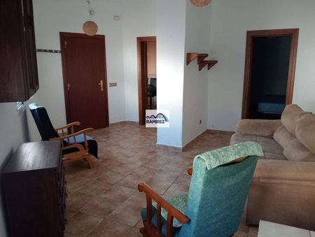 Alquiler de piso en Camino de Cotilla - Photo 5