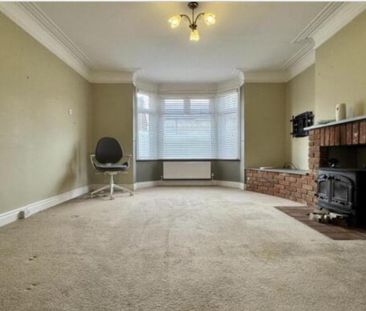 4 bedroom semi-detached house to rent - Photo 1