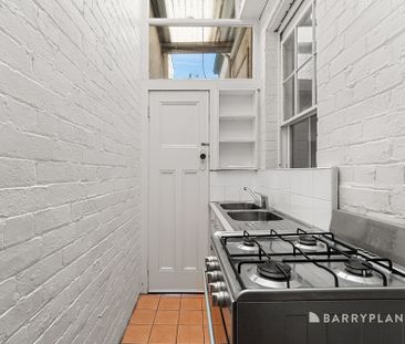 Victorian Charm Meets Modern Convenience in the Heart of Richmond - Photo 3