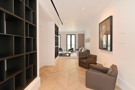 Newly built four-bedroom townhouse on Little Chester Street - Photo 3