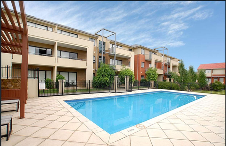 9 / 2 Monash Green Dr, Clayton - Photo 5