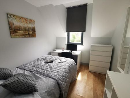 6 bedroom house to rent - Photo 2