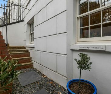 Flat to rent on - Photo 1