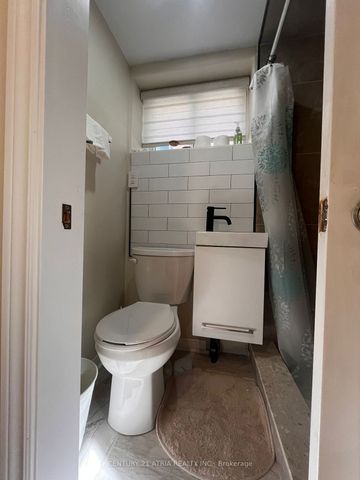 For Lease - 280 Thirtieth Street, Toronto, Ontario - Photo 3