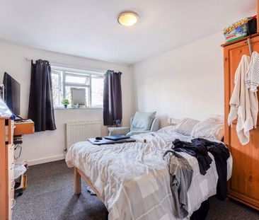 1 bedroom in a house share to rent - Photo 5