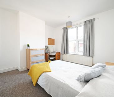 4 bedroom house share to rent - Photo 2