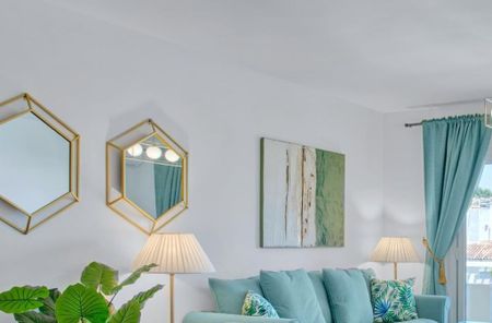 2 bedroom luxury Flat for rent in Nueva Andalucia, Spain - Photo 5