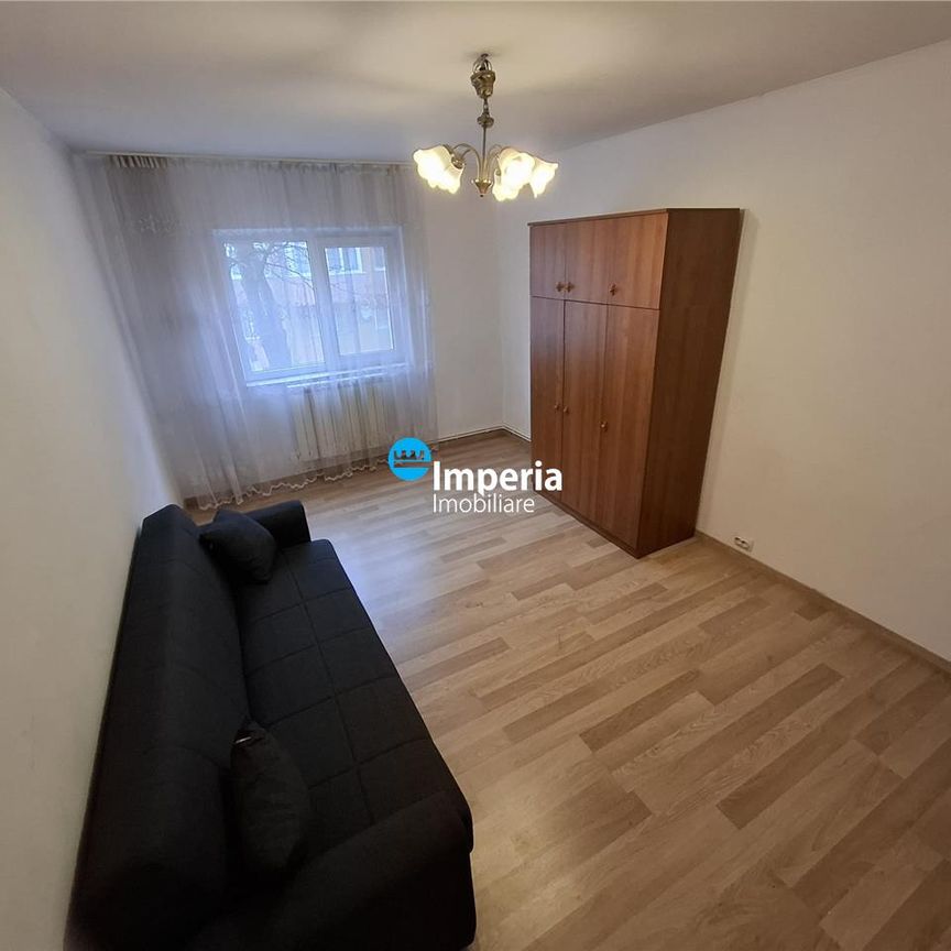 Galata Lidl apartament 2 camere decomandat, de inchiriat! - Photo 1