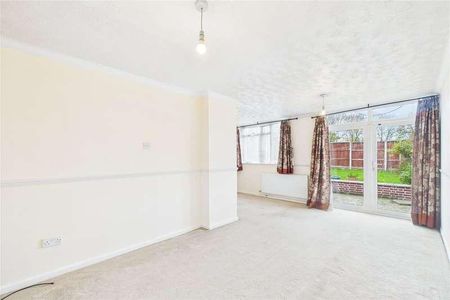 Winscombe, Bracknell, Berkshire, RG12 - Photo 3