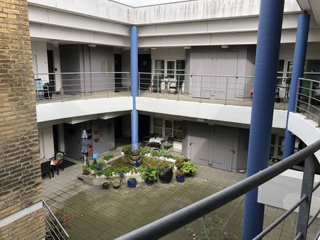 Hyggelig 2 værelses lejlihged beliggende i Gøls Minde, Skalborg med et dejligt lukket gårdmiljø. - Foto 4