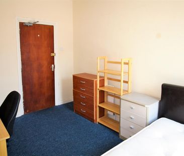 Woodville Road, Cardiff - Photo 3