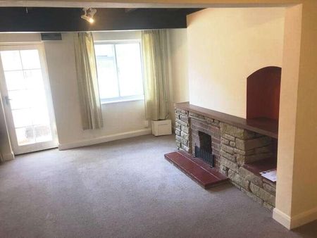 Farfield, Kidderminster, DY10 - Photo 2