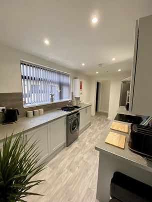 1 bed house share to rent in St. Matthew Street, Burnley, BB11 - Photo 1