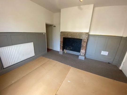 Sheffield Road, Chesterfield, S41 - Photo 1