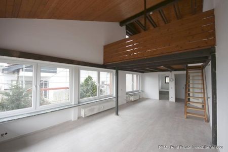Gemütliche 1-2 Zimmer Wohnung mit Galerie, Balkon und tollem Rheinpanorama! - Photo 3