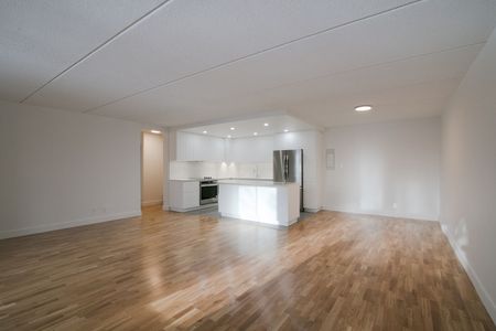 4800 Maisonneuve Blvd W, Montréal, QC - Photo 5