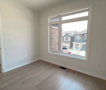 For Lease - 2981 Seagrass Street, Pickering, Ontario - Photo 1