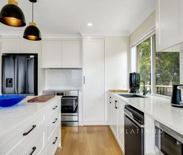 Top floor, furnished 2 Bedroom, 2 Bathroom apartment - Photo 5