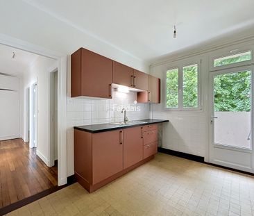 Location Appartement 4 pièces 90m² ST LO 50000 - Photo 3