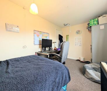 3 bedroom detached house to rent - Photo 5