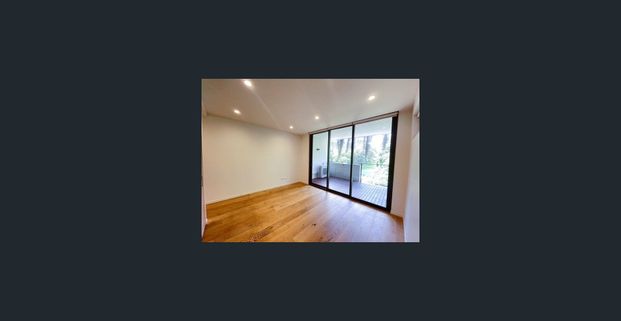 FRESHLY PAINTED ONE BEDROOM + STUDY | GREAT LOCATION GREAT VALUE! - Photo 1