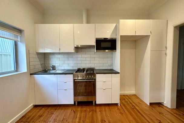 50 Robert Avenue, - Photo 1