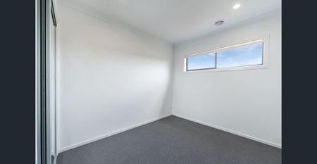 **RECEIVE ONE MONTH’S FREE RENT, ASK US HOW! Brand New 4-Bedroom Home for Lease – Wyndham Vale - Photo 2